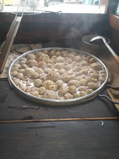 BAKSO SABAR MENANTI PAK KATNO