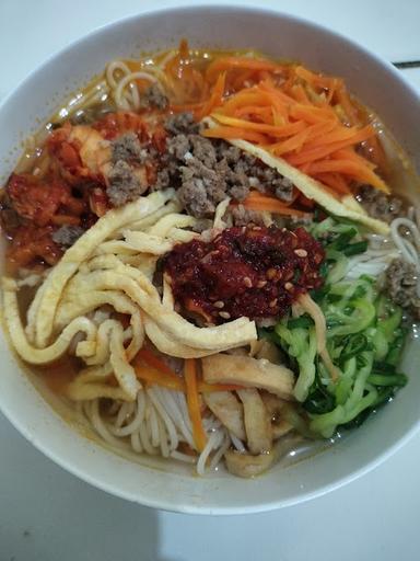 GIMBAB TEOKPOKKI KOREAN FOOD