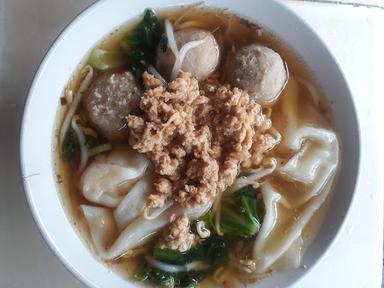 MIE AYAM BANYUMAS  MONGGO KERSO 