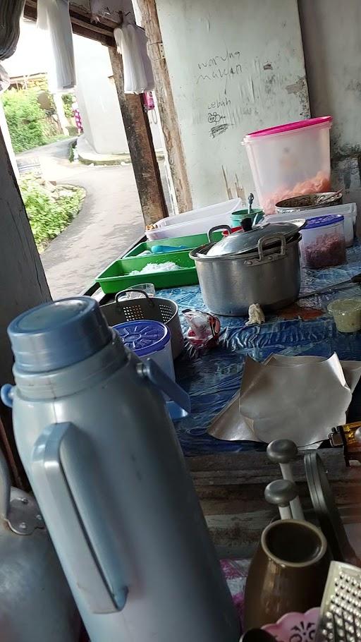 NASI UDUK & LONTONG CE OGE