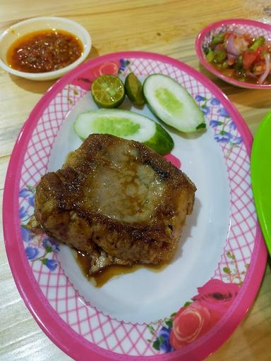 RESTORAN ROA TUNA KHAS MANADO