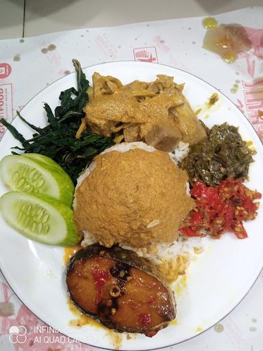 RUMAH MAKAN SINAR MINANG BINONG