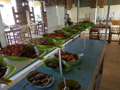 WARUNG MAKAN NIRMALA