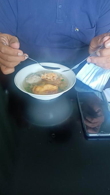 BAKSO CAK UNTUNG CABANG PASAR DAMPIT