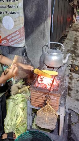 Photo's Jagung Bakar Kebonan