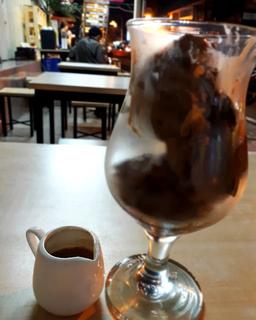 Photo's Tumbas Mimik Milkshake And Coffee(ꦠꦩꦧꦱꦩꦩꦏ)