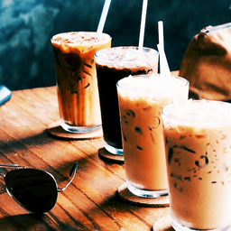 Photo's Thai Tea Varian Rasa Sosis Bakso Bakar/Goreng Pop Ice Varian Rasa Aw Food&Drink