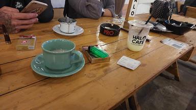 HALO CAFE