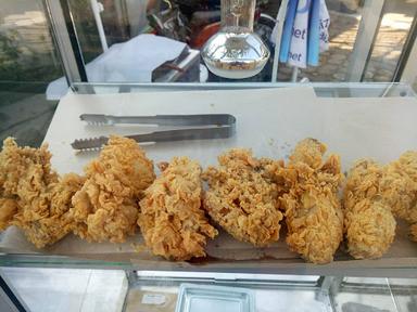 AN NAZMI FRIED CHICKEN