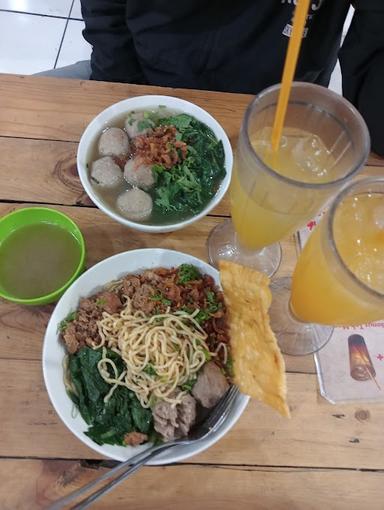 BAKSO TENGKLENG MAS BAMBANG CIBADUYUT