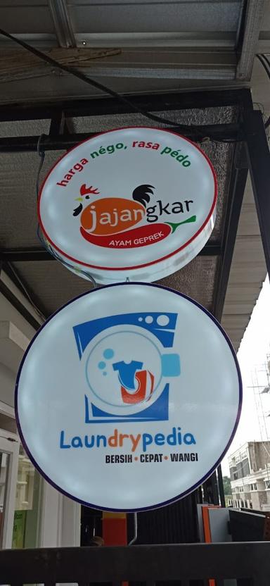 KEDAI JAJANGKAR