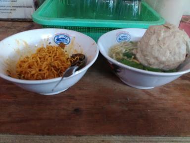 MIE AYAM BAKSO MAS TRI