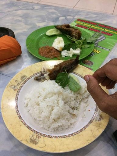 PECEL LELE MERIYAH