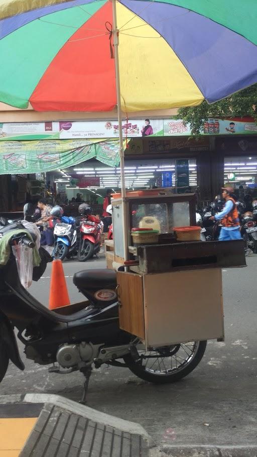 BAKSO BAKAR PAK MIN