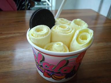 ICE CREAM ROLL HULALA