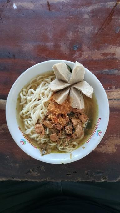 MIE AYAM & BAKSO SUPER PENTOL