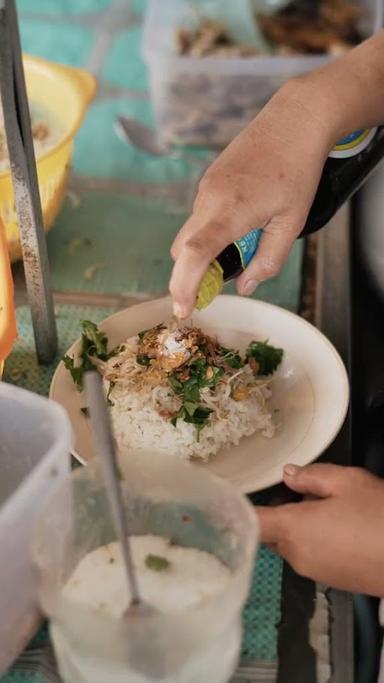 WARUNG SOTO BU YATI