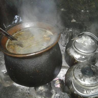 WARUNG SOTO SOR ASEM PAK WARSONO KARANGJATI