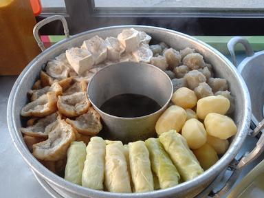 WARUNG SIOMAY DAN CIRENG MBAK LELI