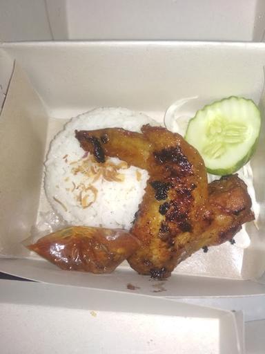 AYAM BAKAR PAK YOYOK