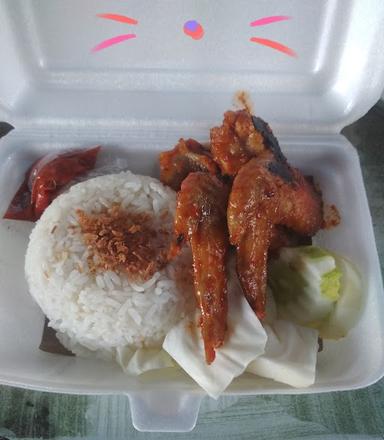 AYAM BAKAR PAK YOYOK