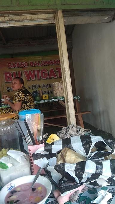 BAKSO BALUNGAN & ES DEGAN BU WIGATI