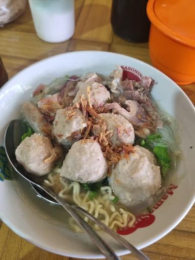 BAKSO BALUNGAN PRESTASI H. SODIKUN