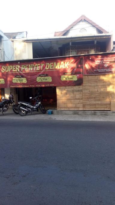 SUPER PENYET DEMAK