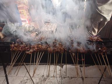 WARUNG SATE DAN GULAI KAMBING