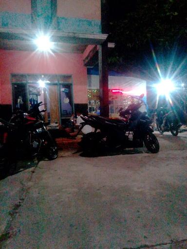 WARUNG KOPI DANGDUT