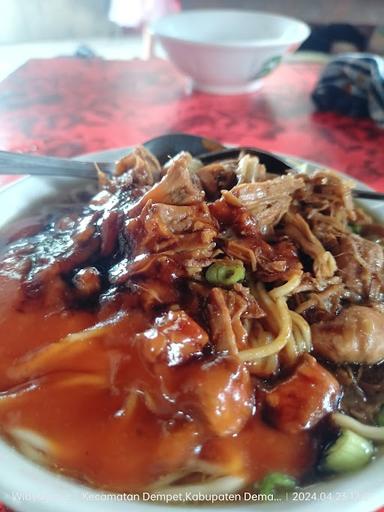 MIE AYAM KUWU