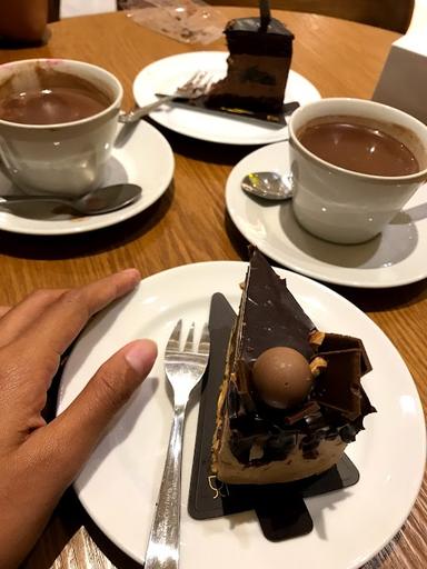 DAPUR COKELAT DENPASAR