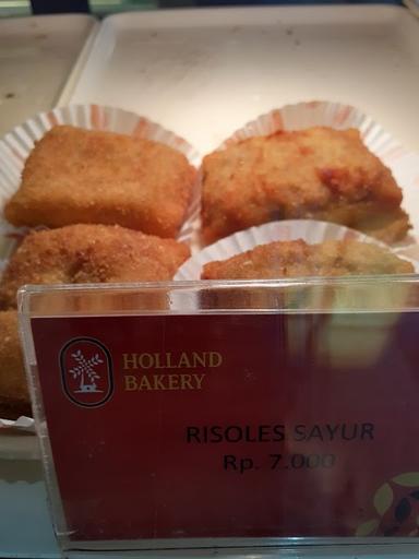 HOLLAND BAKERY TEUKU UMAR