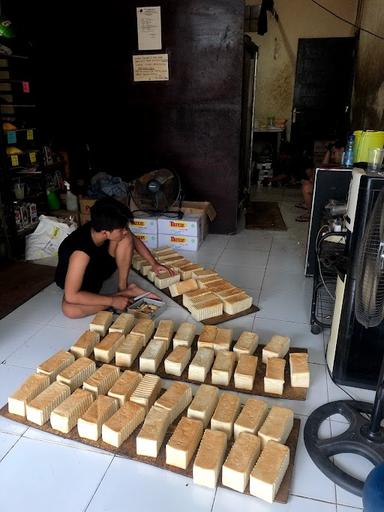 ROTI TAWAR BANDUNG SUBUR