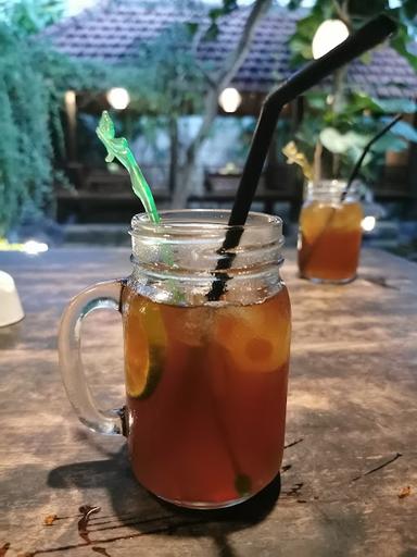 KLUMPU WARUNG BALI