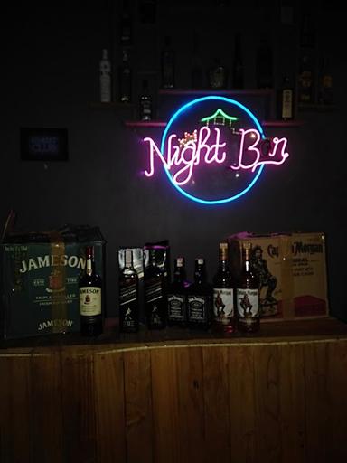 NIGHT BAR