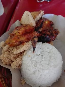 Photo's Ayam Bakar Sambal Nyonyor