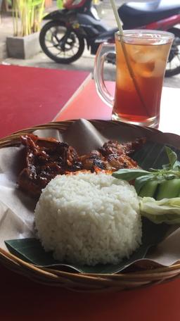 Photo's Ayam Bakar Sambal Nyonyor