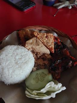 Photo's Ayam Bakar Sambal Nyonyor