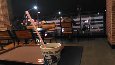 KFC - SIMPANG ENAM TEUKU UMAR