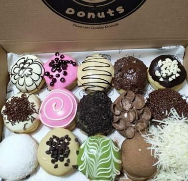 MAN DONUTS BALI