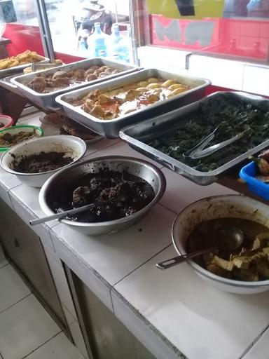 MORO SENENG PADANG RESTAURANT