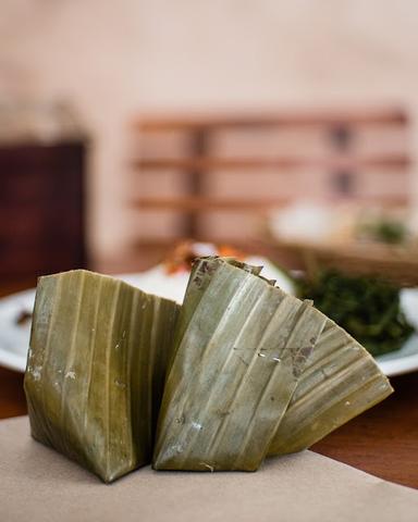 NASI CAMPUR LUHDE (BUMBU BALI) HALAL