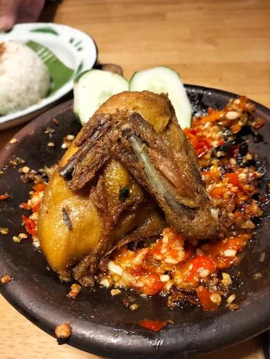 SAMBAL BAKAR MEMBARA TEUKU UMAR