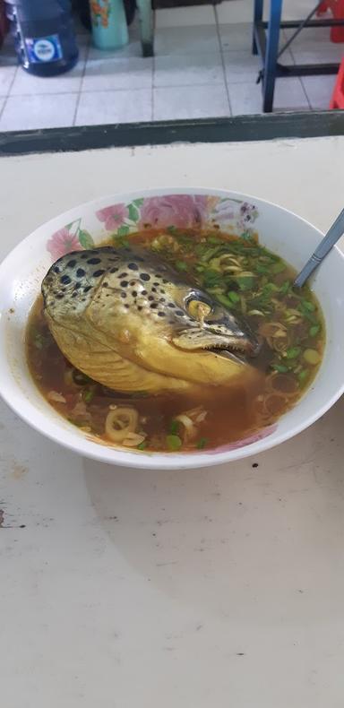 SUP KEPALA IKAN SALMON DENPASAR