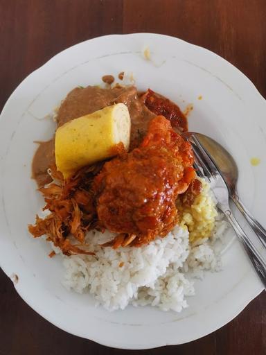 WARUNG MAKAN PECEL KERTOSONO