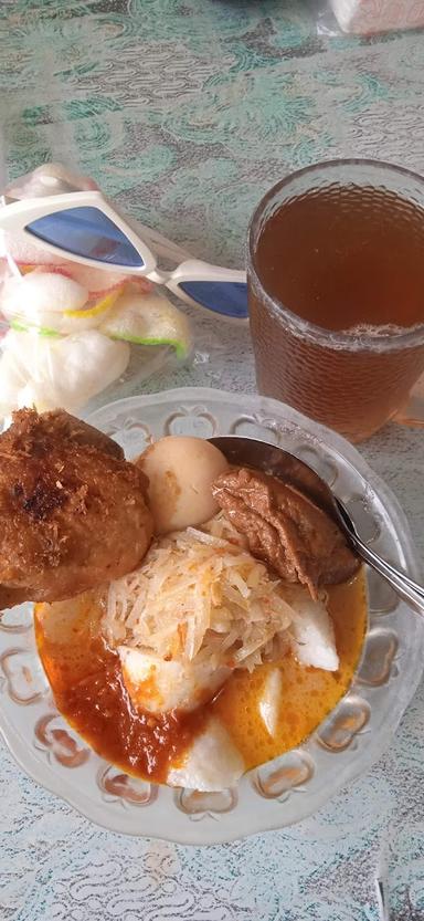 WARUNG MAWAR ( NASI UDUK & LONTONG SAYUR JAKARTA )