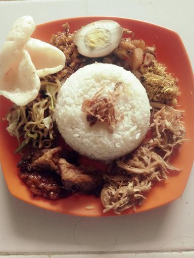 WARUNG NASI KUNING NASI UDUK MBAK YULI