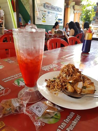 WARUNG RUJAK GLOGOR