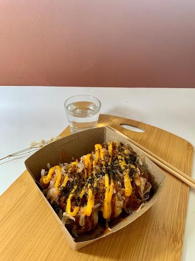 YAKIBANA, TAKOYAKI DAN BANANA NUGGET